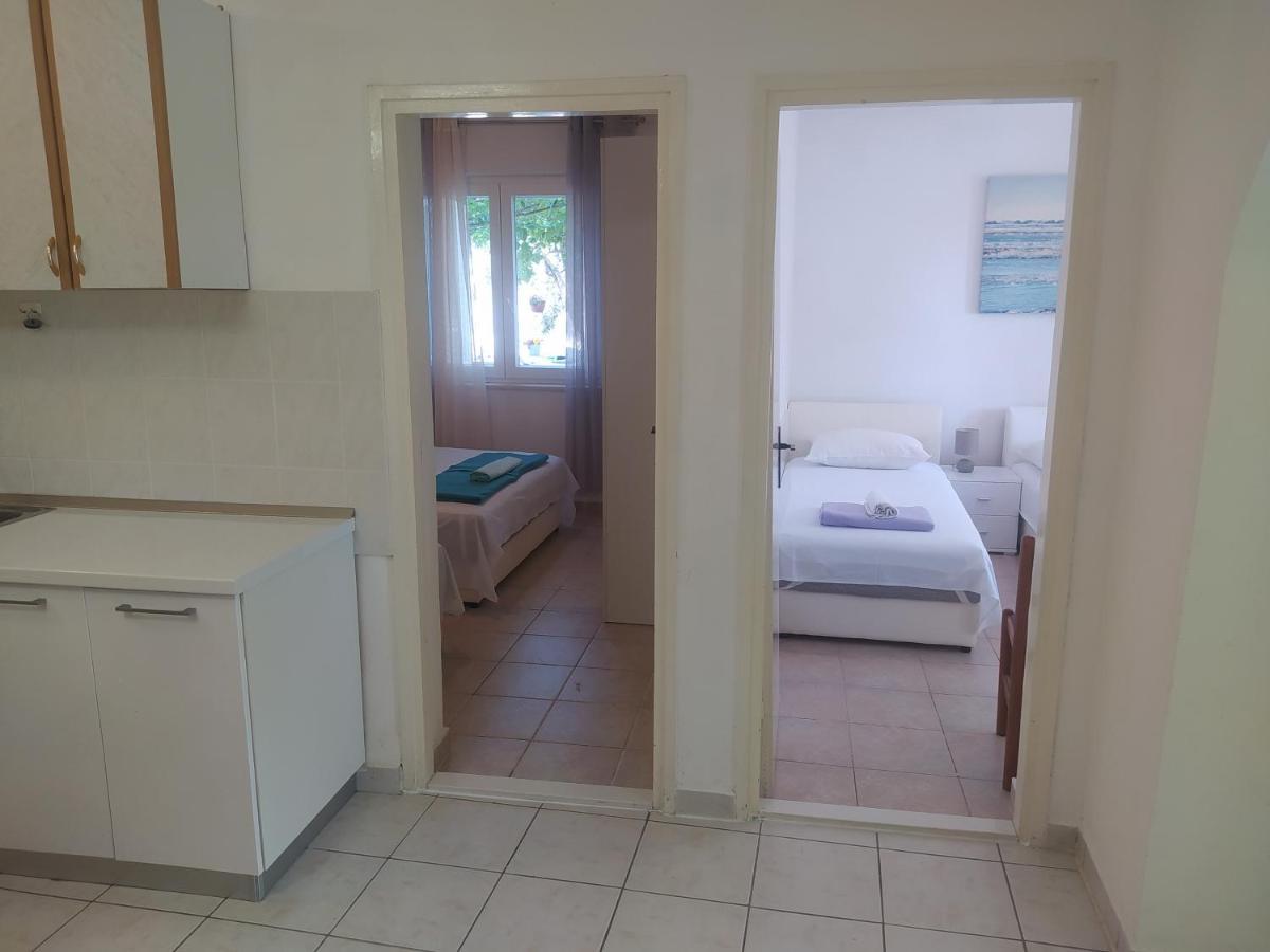 Apartmani Trubi 2 Vodice Kültér fotó
