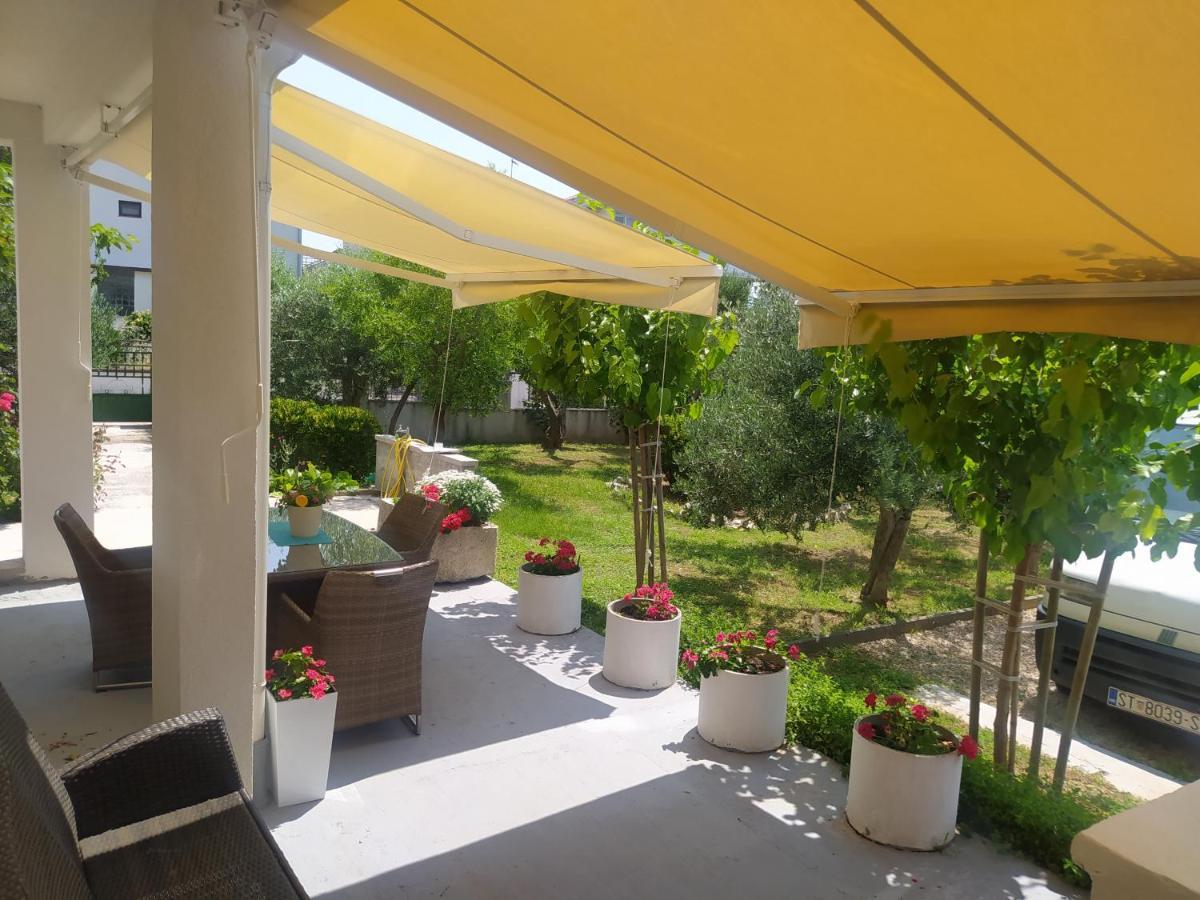 Apartmani Trubi 2 Vodice Kültér fotó