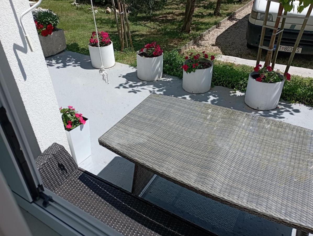 Apartmani Trubi 2 Vodice Kültér fotó